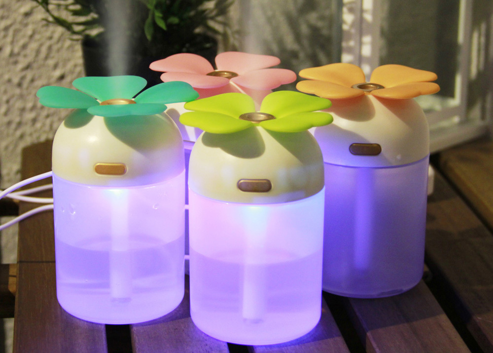Clover night light humidifier